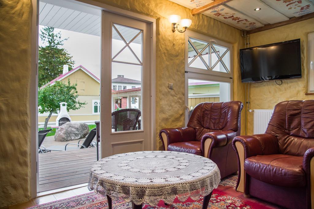 Posti Hostel Кярдла Экстерьер фото