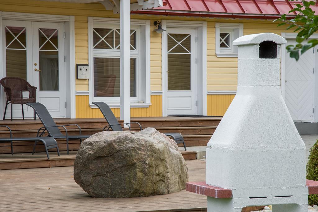 Posti Hostel Кярдла Экстерьер фото