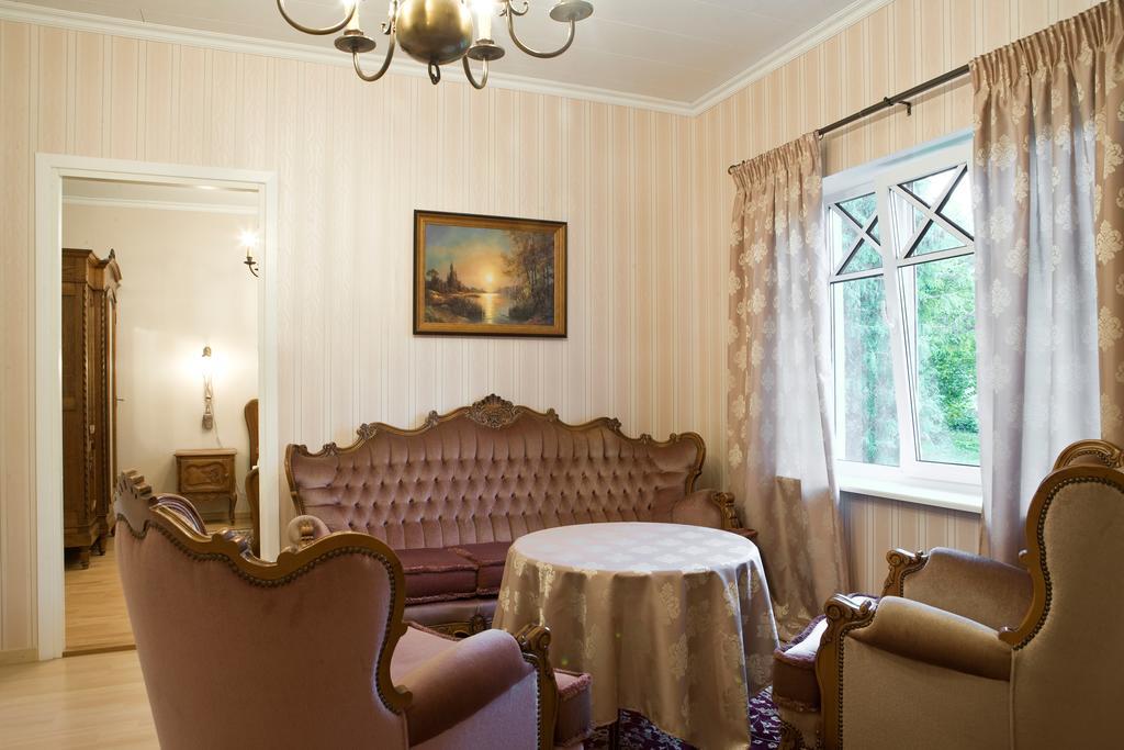 Posti Hostel Кярдла Экстерьер фото
