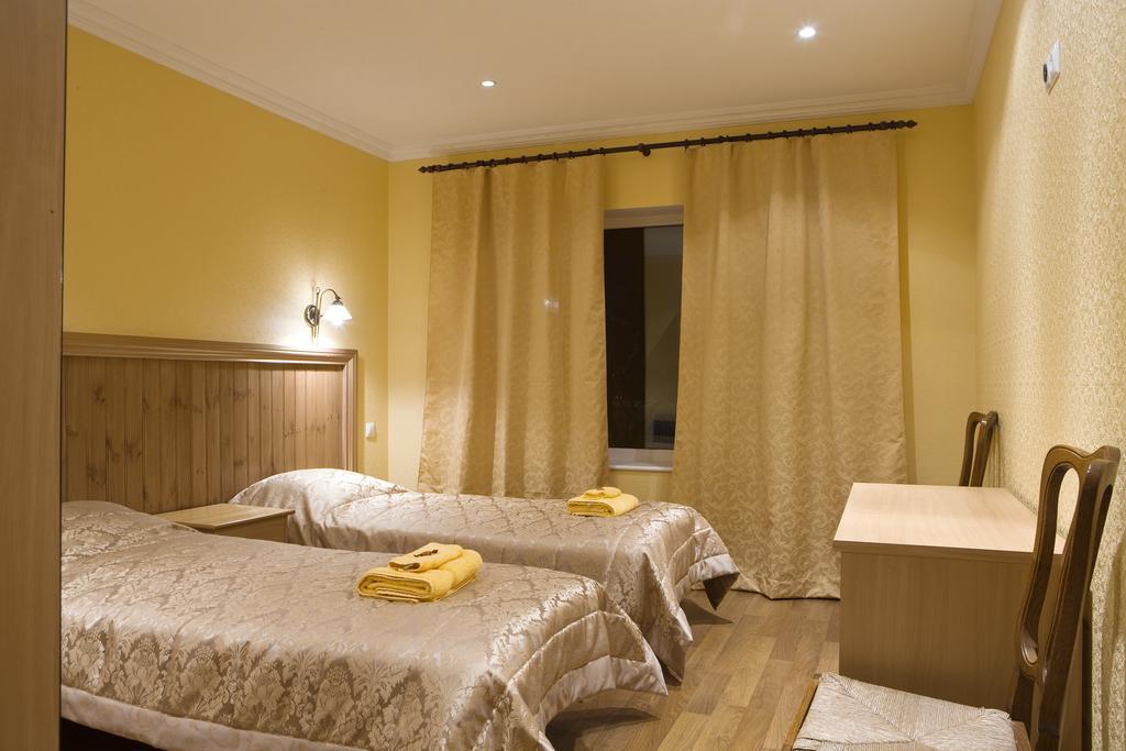 Posti Hostel Кярдла Экстерьер фото