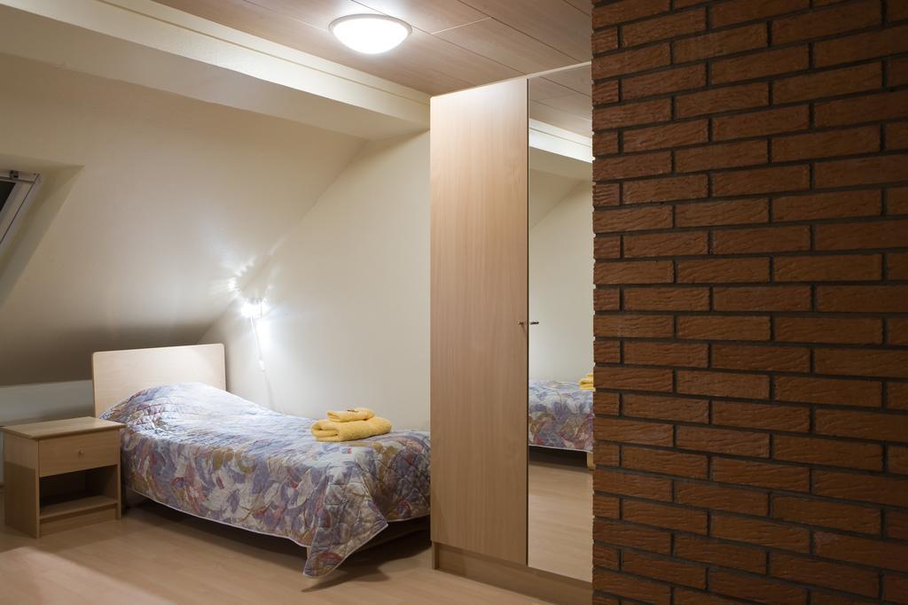 Posti Hostel Кярдла Экстерьер фото